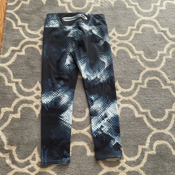 Athleta Sonar Leggings XS Like New! - Picture 2 of 5